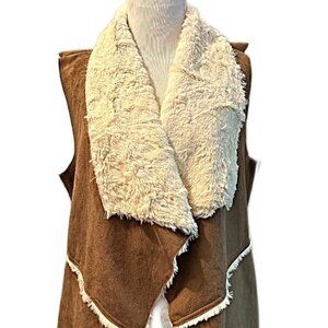 Womens brown Faux suede & long soft ivory fleece lining open front vest - size M